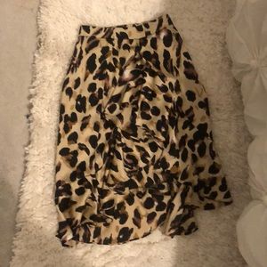 Silky cheetah print skirt